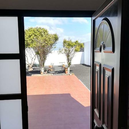 Vivienda Vacacional La Cañada Tinajo Exterior foto