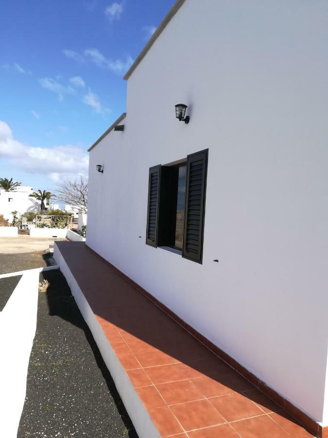 Vivienda Vacacional La Cañada Tinajo Exterior foto