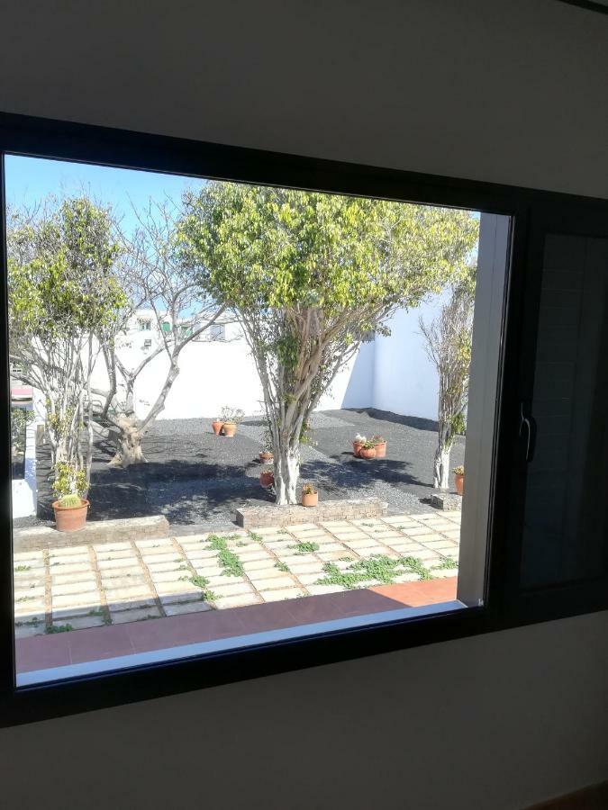 Vivienda Vacacional La Cañada Tinajo Exterior foto