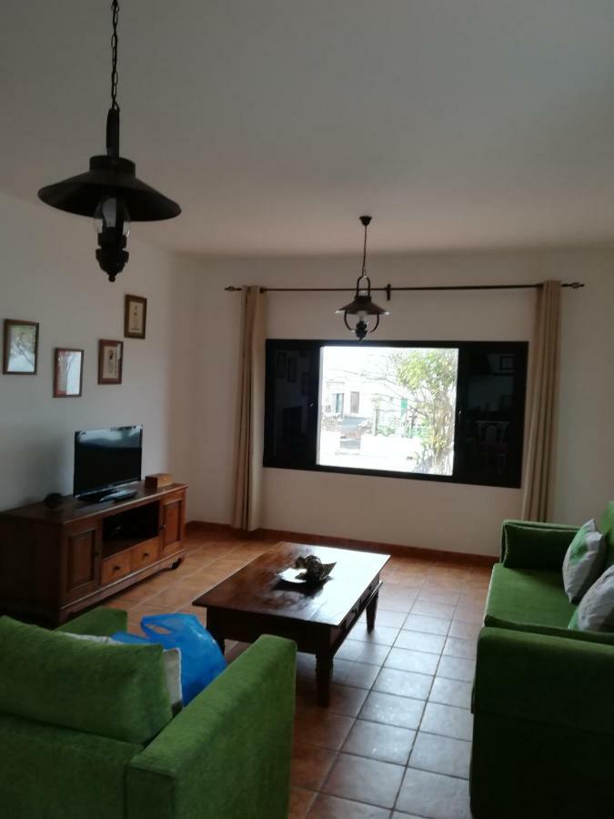 Vivienda Vacacional La Cañada Tinajo Exterior foto