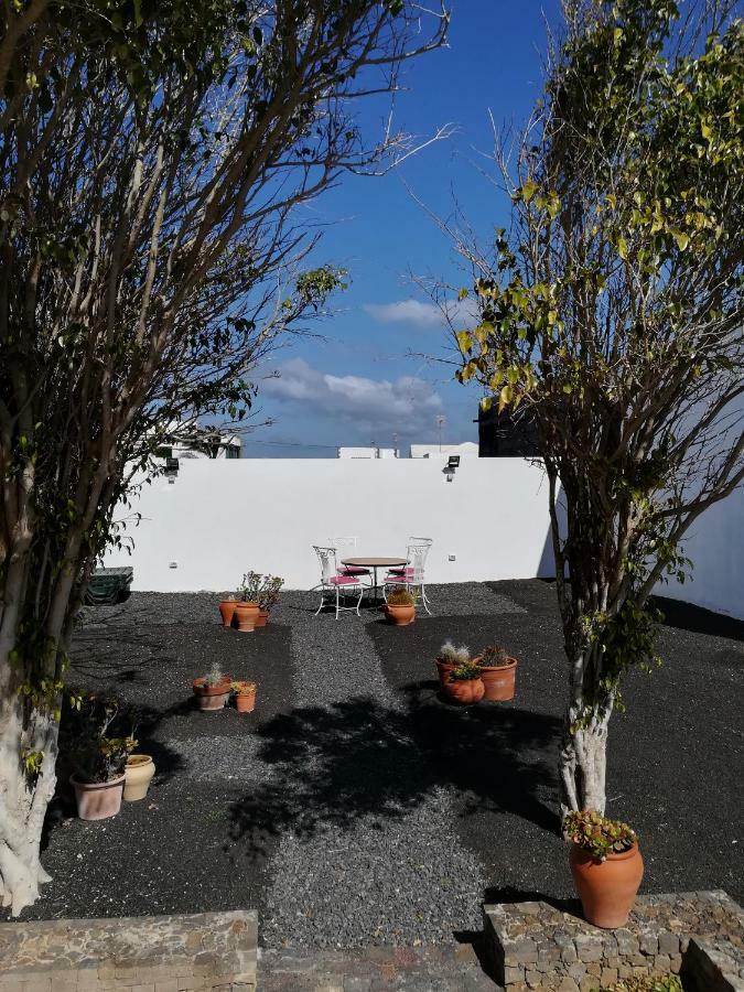 Vivienda Vacacional La Cañada Tinajo Exterior foto